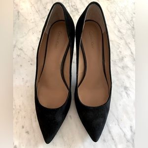 CALVIN KLEIN Gayle Black Suede Pumps, 8.5
